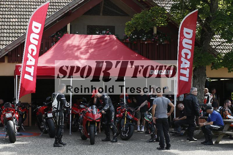 /27 12.06.2025 Ducati Schweiz Trackday Warmup  ADR/Impressionen